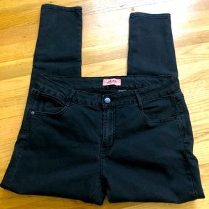 !!$5 sale!! Black skinny jeans